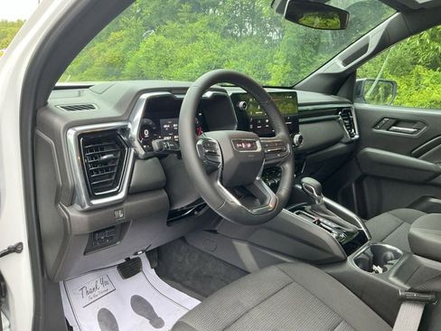 Used 2024 GMC Canyon Elevation w/ Trailering Package image 16