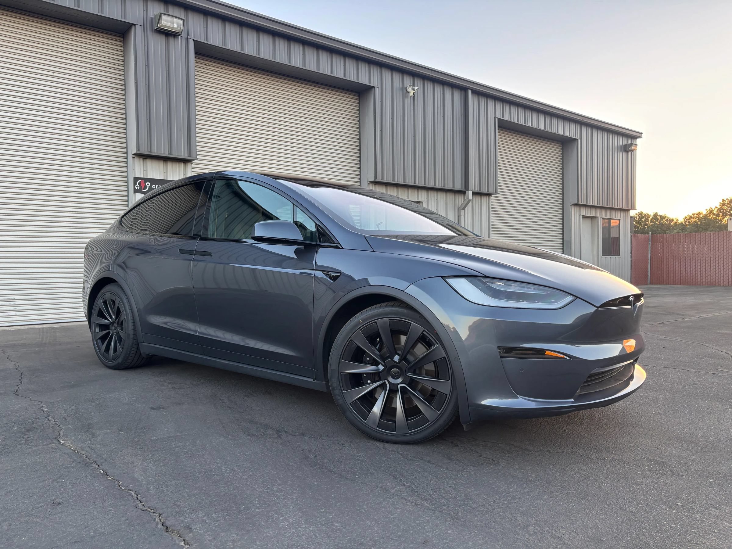Used 2022 Tesla Model X AWD/4WD image 2