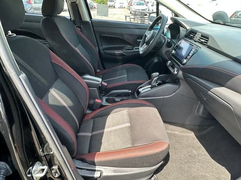 Used 2024 Nissan Versa SR FWD image 14