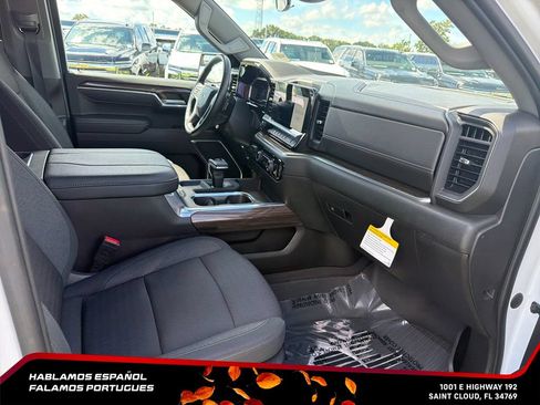 Used 2023 Chevrolet Silverado 1500 RST AWD/4WD image 34