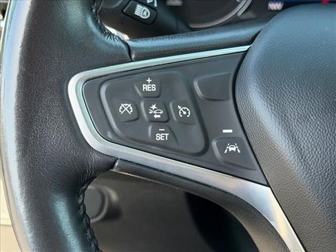 Used 2022 Chevrolet Equinox LT image 17