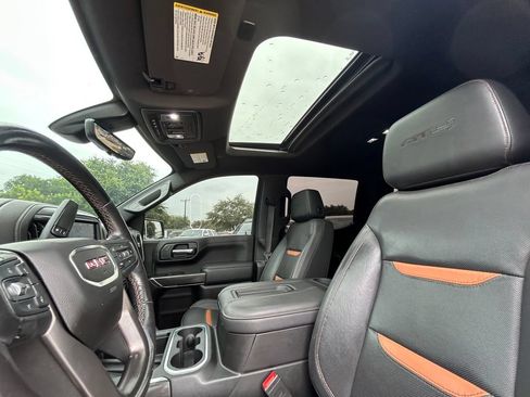 Used 2021 GMC Sierra 1500 AT4 w/ AT4 Value Package AWD/4WD image 12