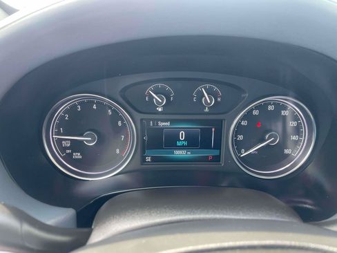Used 2019 Buick Enclave Essence AWD/4WD image 20