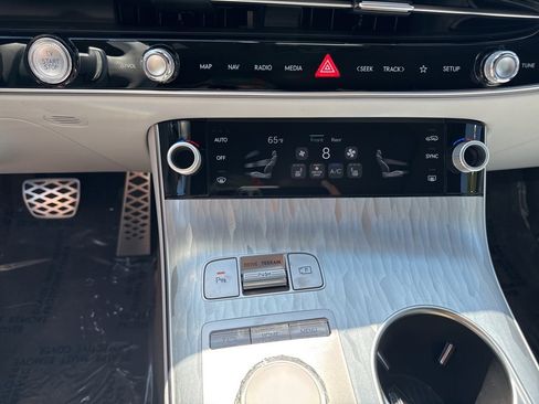 New 2026 Genesis Electrified GV70 image 25