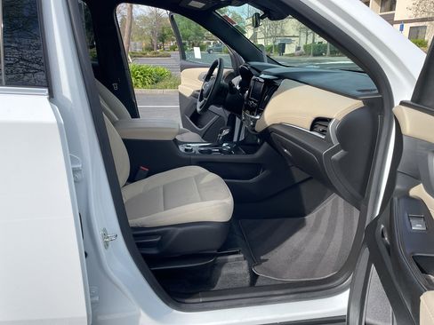 Used 2023 Chevrolet Traverse LS w/ Safety Package image 75