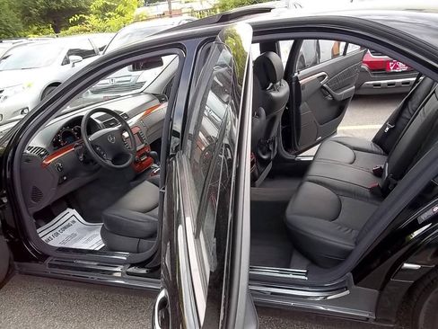 Used 2004 Mercedes-Benz S 430 4MATIC image 3