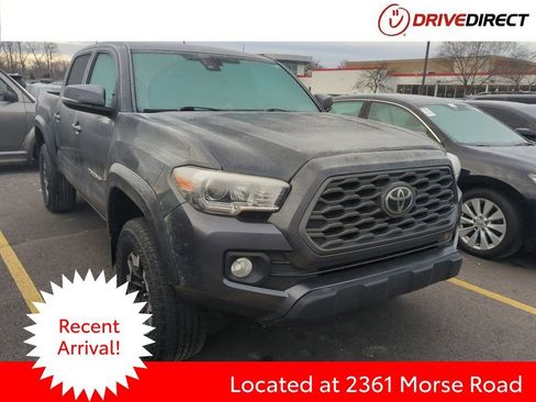 Used 2020 Toyota Tacoma TRD Off-Road image 1