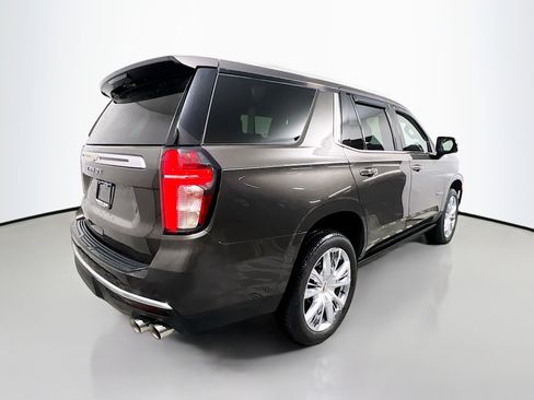 Used 2021 Chevrolet Tahoe High Country w/ Premium Package image 4