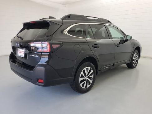 Used 2024 Subaru Outback Premium AWD/4WD image 5