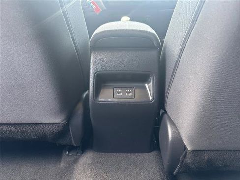 Used 2024 Toyota Corolla LE FWD image 22