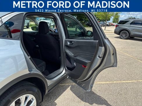 Used 2024 Ford Escape Active AWD/4WD image 39