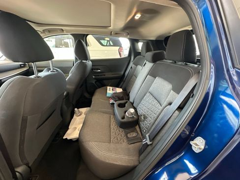 Used 2025 Nissan Kicks SV w/ SV Premium Package FWD image 10