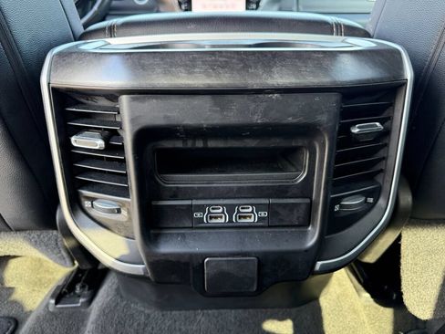 Used 2023 RAM 1500 Big Horn AWD/4WD image 32