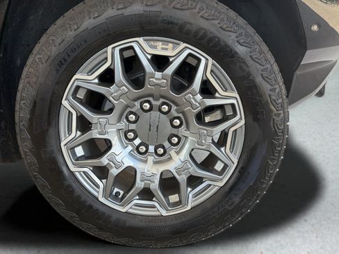 Used 2025 GMC Hummer EV 3X AWD/4WD image 23