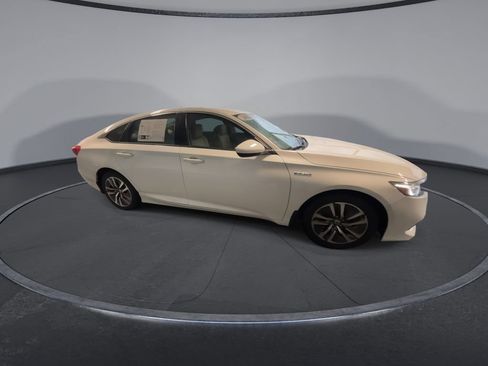Used 2021 Honda Accord Hybrid image 2