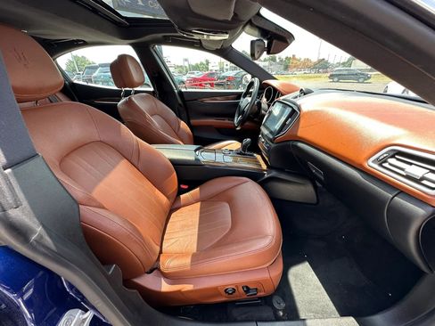 Used 2018 Maserati Ghibli S Q4 AWD/4WD image 13