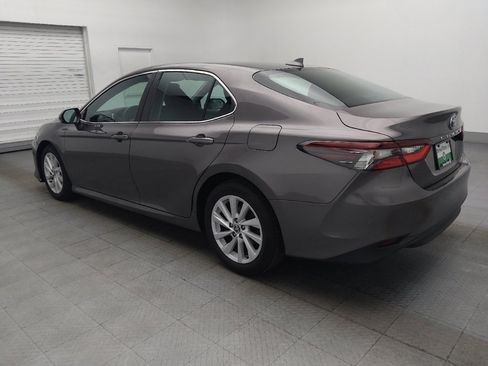 Used 2022 Toyota Camry LE FWD image 3