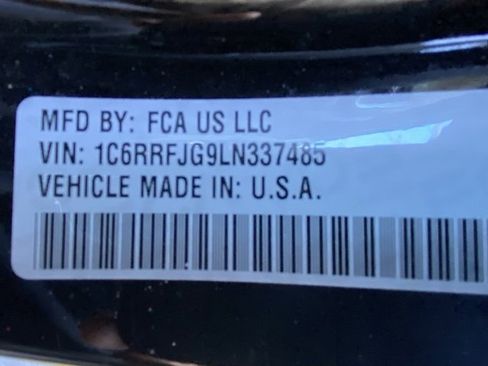 Used 2020 RAM 1500 Laramie image 27