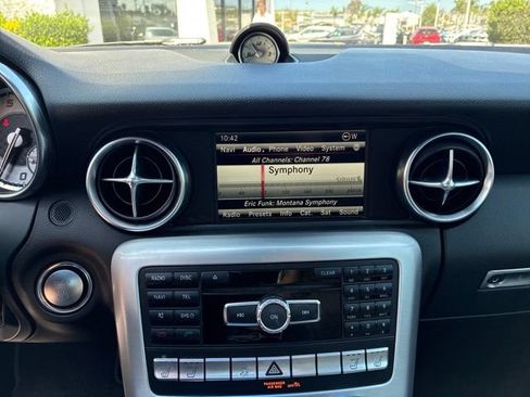 Used 2015 Mercedes-Benz SLK 250 image 10
