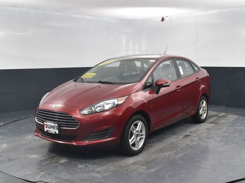 Used 2017 Ford Fiesta SE w/ Cold Weather Package image 4