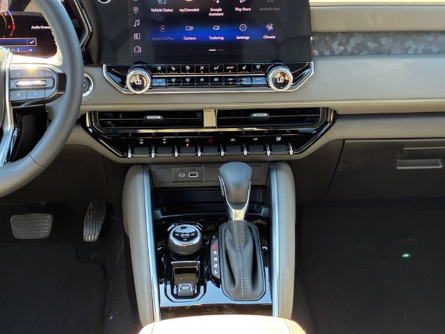 New 2026 Chevrolet Colorado ZR2 w/ Technology Package AWD/4WD image 17