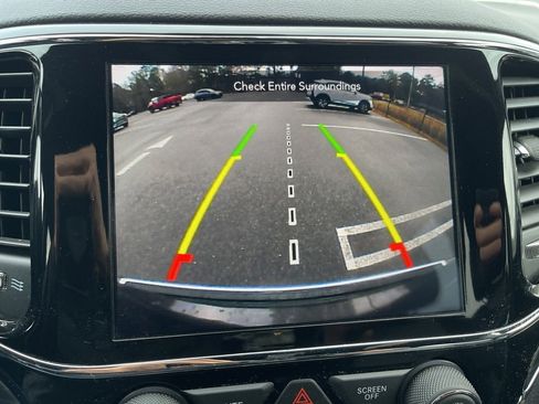 Used 2020 Jeep Grand Cherokee Limited image 11