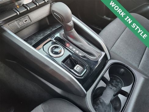 Used 2025 Chevrolet Colorado W/T w/ Advanced Trailering Package image 20