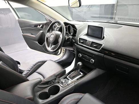 Used 2015 MAZDA MAZDA3 i Grand Touring image 12
