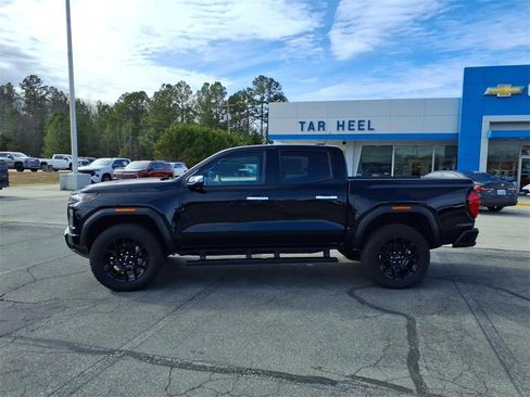 New 2025 GMC Canyon Denali w/ LPO, Denali Black Edition image 2