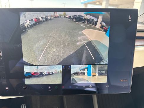 Used 2023 Tesla Model X image 23