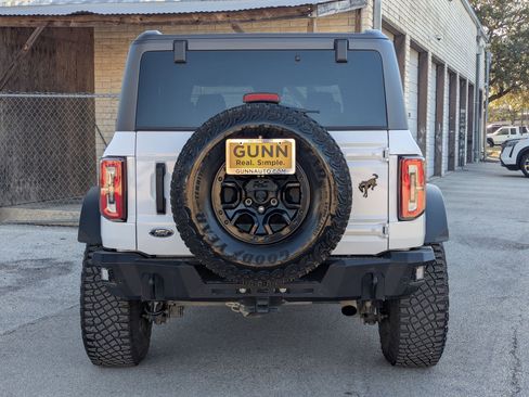 Used 2024 Ford Bronco Wildtrak AWD/4WD image 5