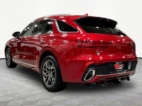 Used 2022 Genesis GV70 2.5T w/ Advanced Package AWD/4WD image 4