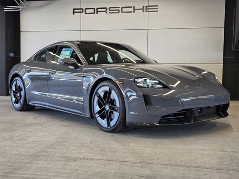 Used 2025 Porsche Taycan Turbo S image 30