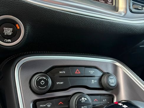 Used 2019 Dodge Challenger SXT w/ Blacktop Package RWD image 15