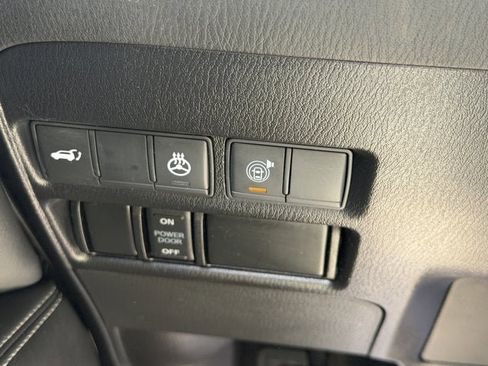 Used 2022 INFINITI QX80 Luxe RWD image 18