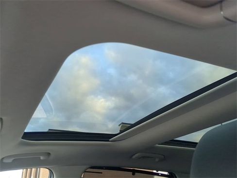 Used 2024 Genesis GV80 3.5T image 19