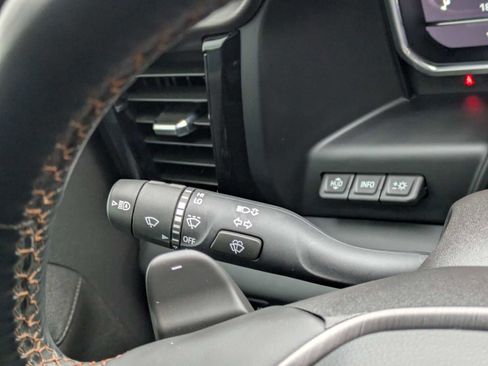 Used 2023 GMC Sierra 1500 AT4 w/ Technology Package image 26