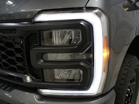 New 2026 Ford F250 4x4 Crew Cab Super Duty image 33