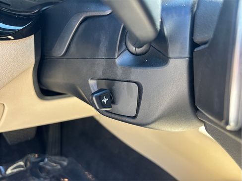 Used 2018 BMW 530i w/ Premium Package RWD image 20