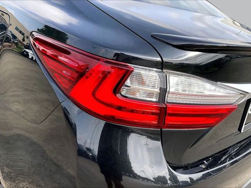 Used 2016 Lexus ES 350 w/ Ultra Luxury Package FWD image 26