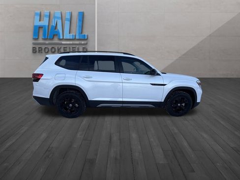 New 2026 Volkswagen Atlas Peak Edition AWD/4WD image 4