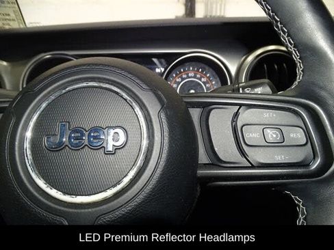 Used 2021 Jeep Wrangler Unlimited Sport AWD/4WD image 29