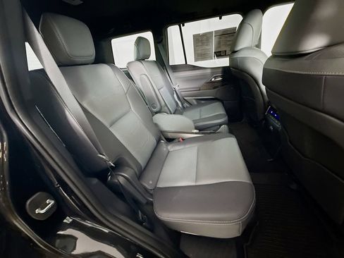 Certified 2024 Lexus GX 550 w/ Accessory Package (Z1) AWD/4WD image 25
