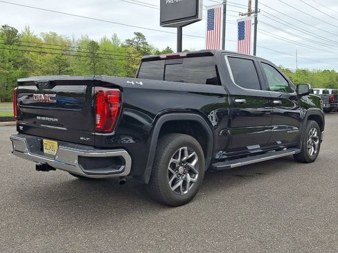 Used 2023 GMC Sierra 1500 SLT w/ SLT Premium Plus Package AWD/4WD image 6