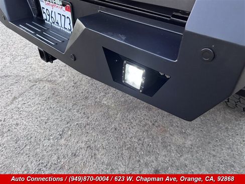 Used 2017 Toyota Tacoma TRD Off-Road w/ Tow Package (A/T) AWD/4WD image 28