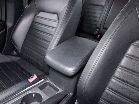 Used 2015 Volkswagen Passat 1.8T SE image 10