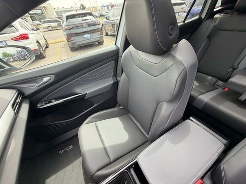 Used 2023 Volkswagen ID.4 Pro S Plus AWD/4WD image 21