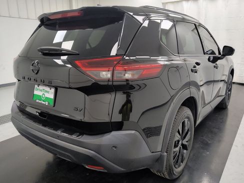 Used 2021 Nissan Rogue SV w/ Premium Package FWD image 9