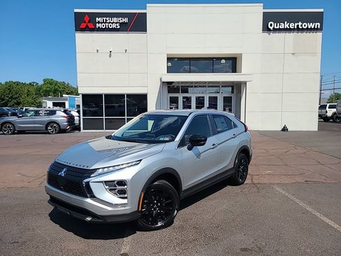 New 2024 Mitsubishi Eclipse Cross LE image 1