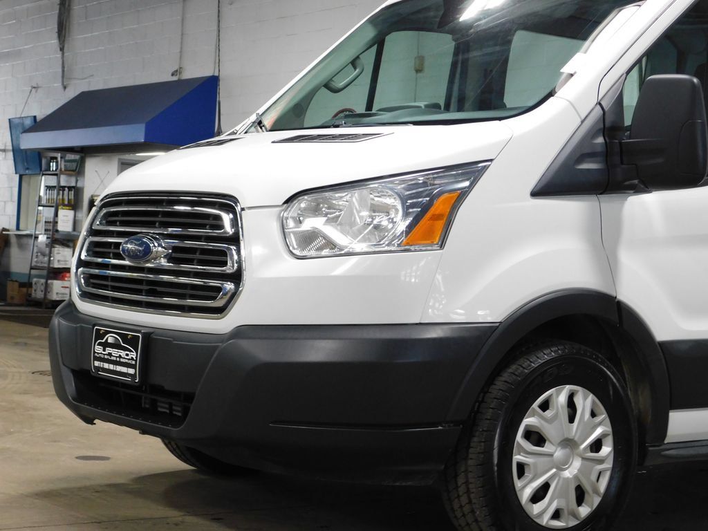 Used 2018 Ford Transit 150 XLT RWD image 16